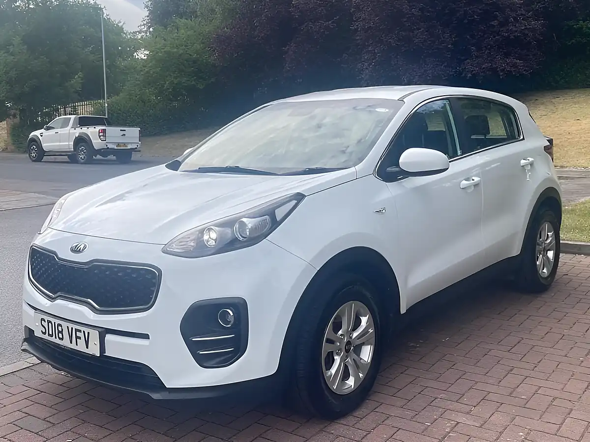 Used 2018 Kia Sportage 1 White - Interior and Exterior details 5