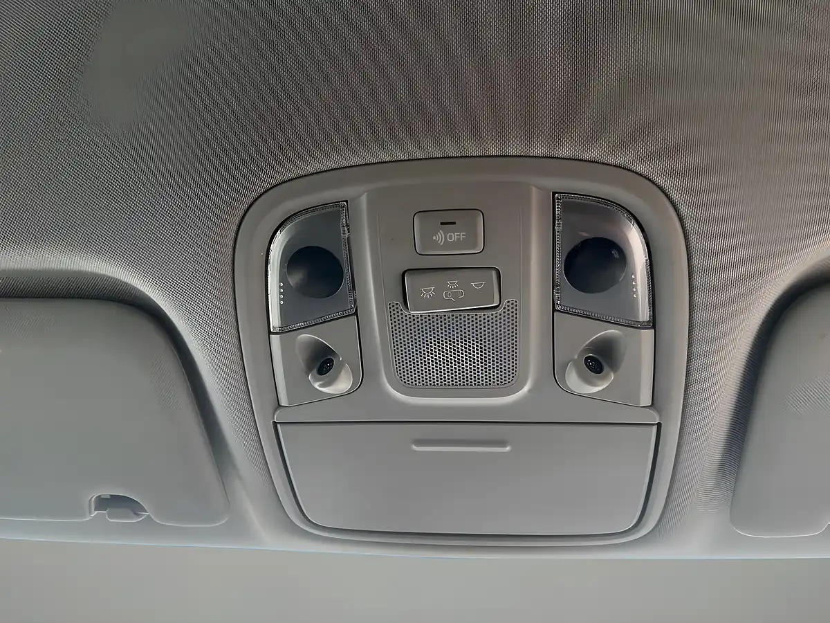 Used 2018 Kia Sportage 1 White - Interior and Exterior details 15