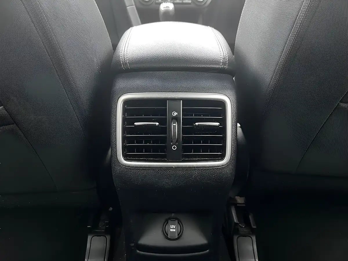 Used 2018 Kia Sportage 1 White - Interior and Exterior details 16