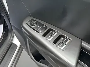Used 2018 Kia Sportage 1 White - Interior and Exterior details 17