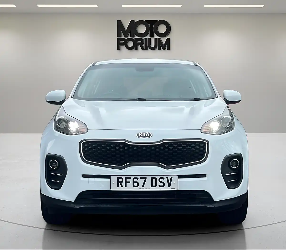 Used 2018 Kia Sportage 1 White - Interior and Exterior details 2