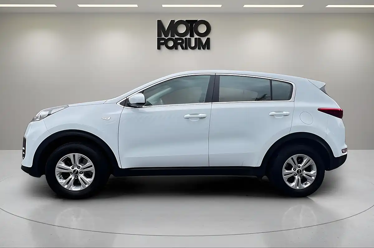 Used 2018 Kia Sportage 1 White - Interior and Exterior details 8