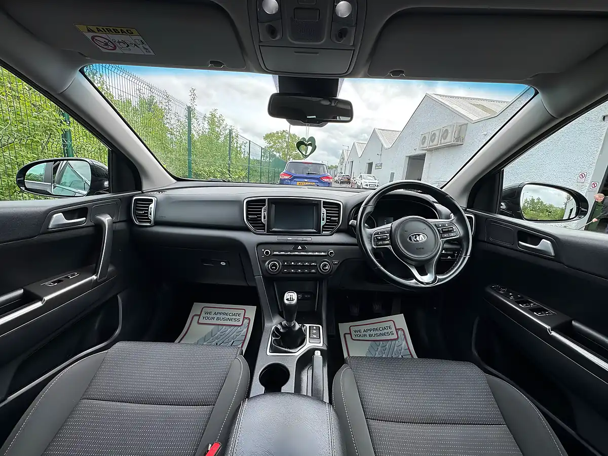 Used 2018 Kia Sportage 2 Black - Interior and Exterior details 7