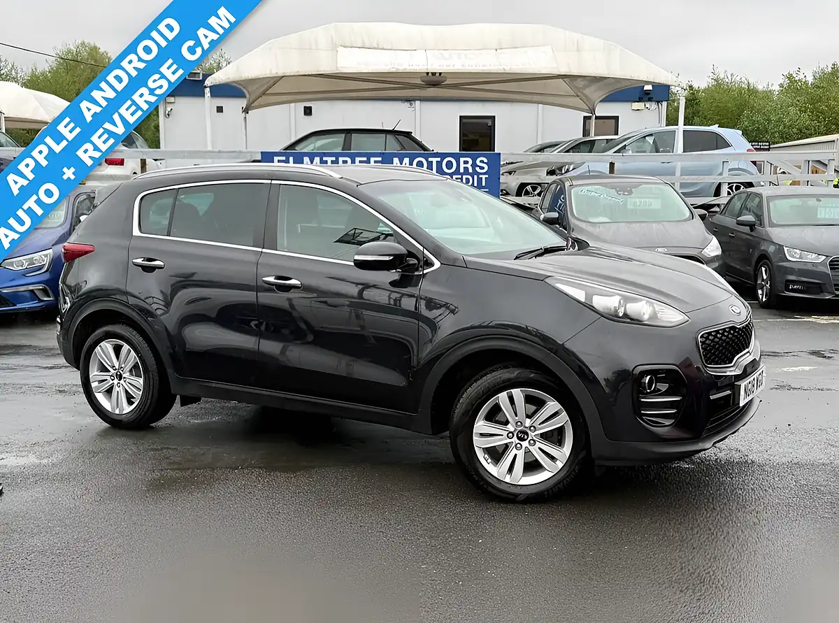 Used 2018 Kia Sportage 2 Black - Front View