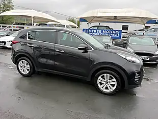 Used 2018 Kia Sportage 2 Black - Interior and Exterior details 10