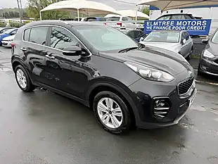 Used 2018 Kia Sportage 2 Black - Interior and Exterior details 11