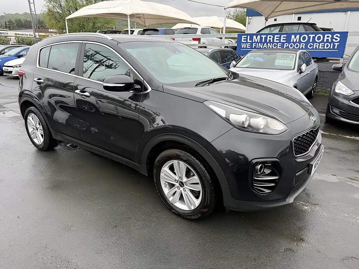 Used 2018 Kia Sportage 2 Black - Interior and Exterior details 11