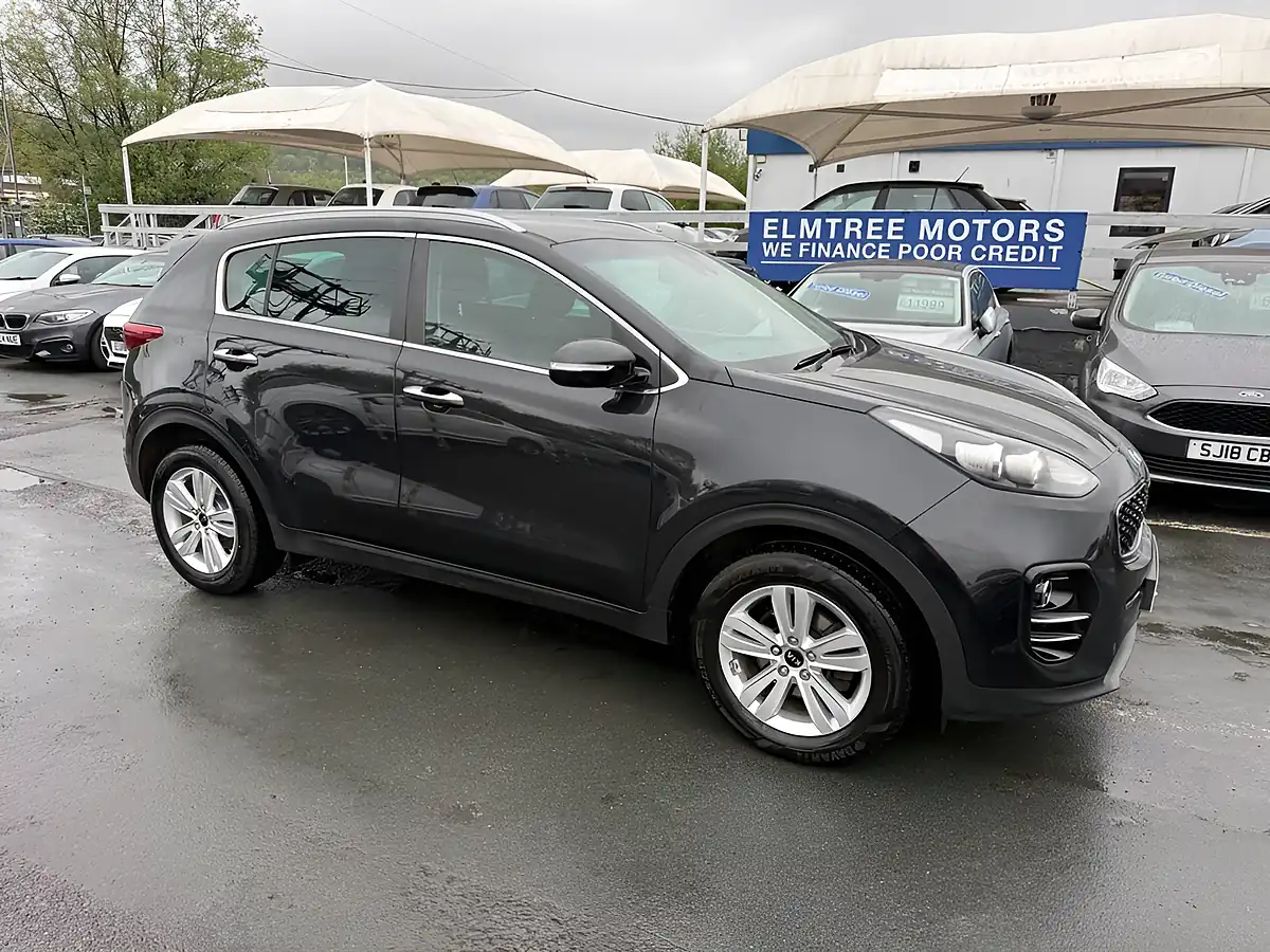 Used 2018 Kia Sportage 2 Black - Interior and Exterior details 7