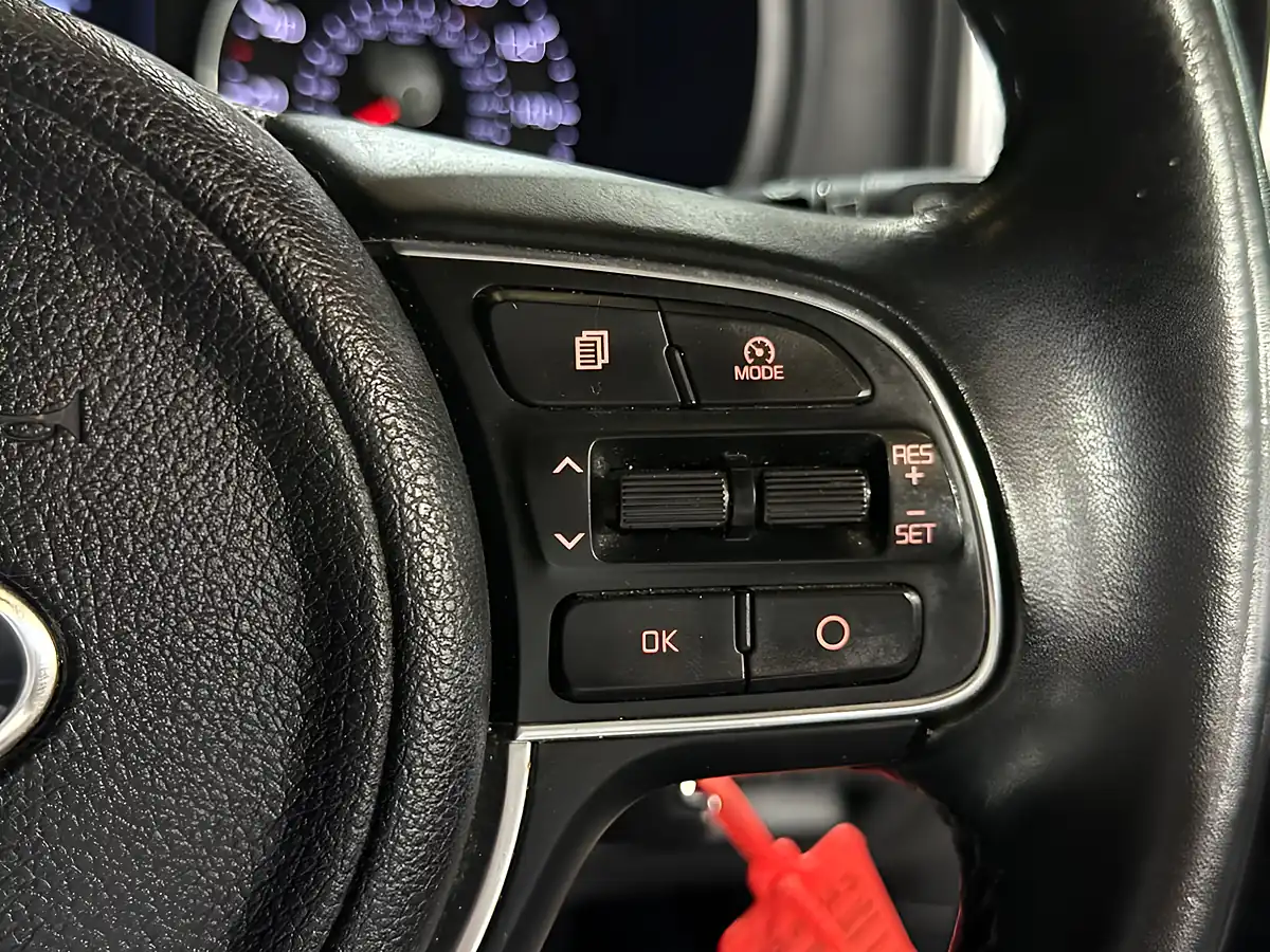Used 2018 Kia Sportage 2 Black - Interior and Exterior details 18