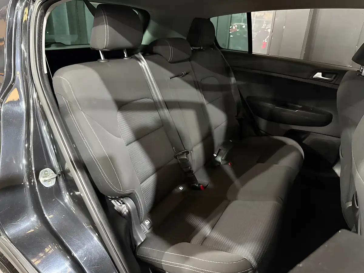 Used 2018 Kia Sportage 2 Black - Interior and Exterior details 19