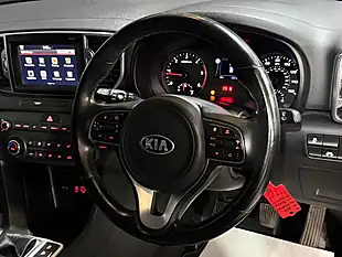 Used 2018 Kia Sportage 2 Black - Interior and Exterior details 8