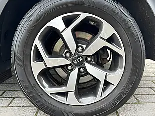 Used 2018 Kia Sportage 2 Black - Interior and Exterior details 18