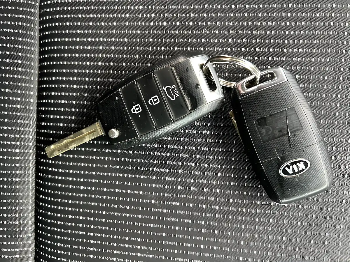 Used 2018 Kia Sportage 2 Black - Interior and Exterior details 20
