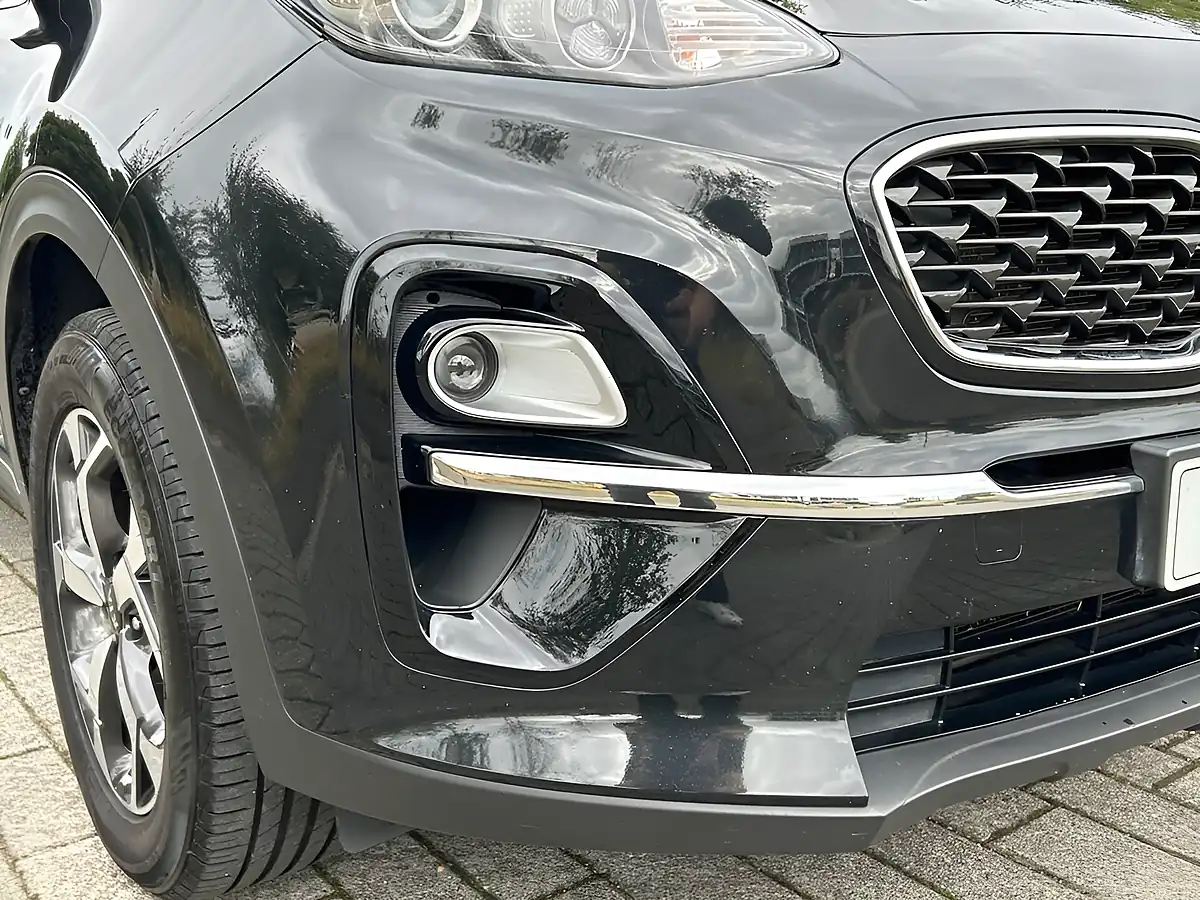 Used 2018 Kia Sportage 2 Black - Interior and Exterior details 8