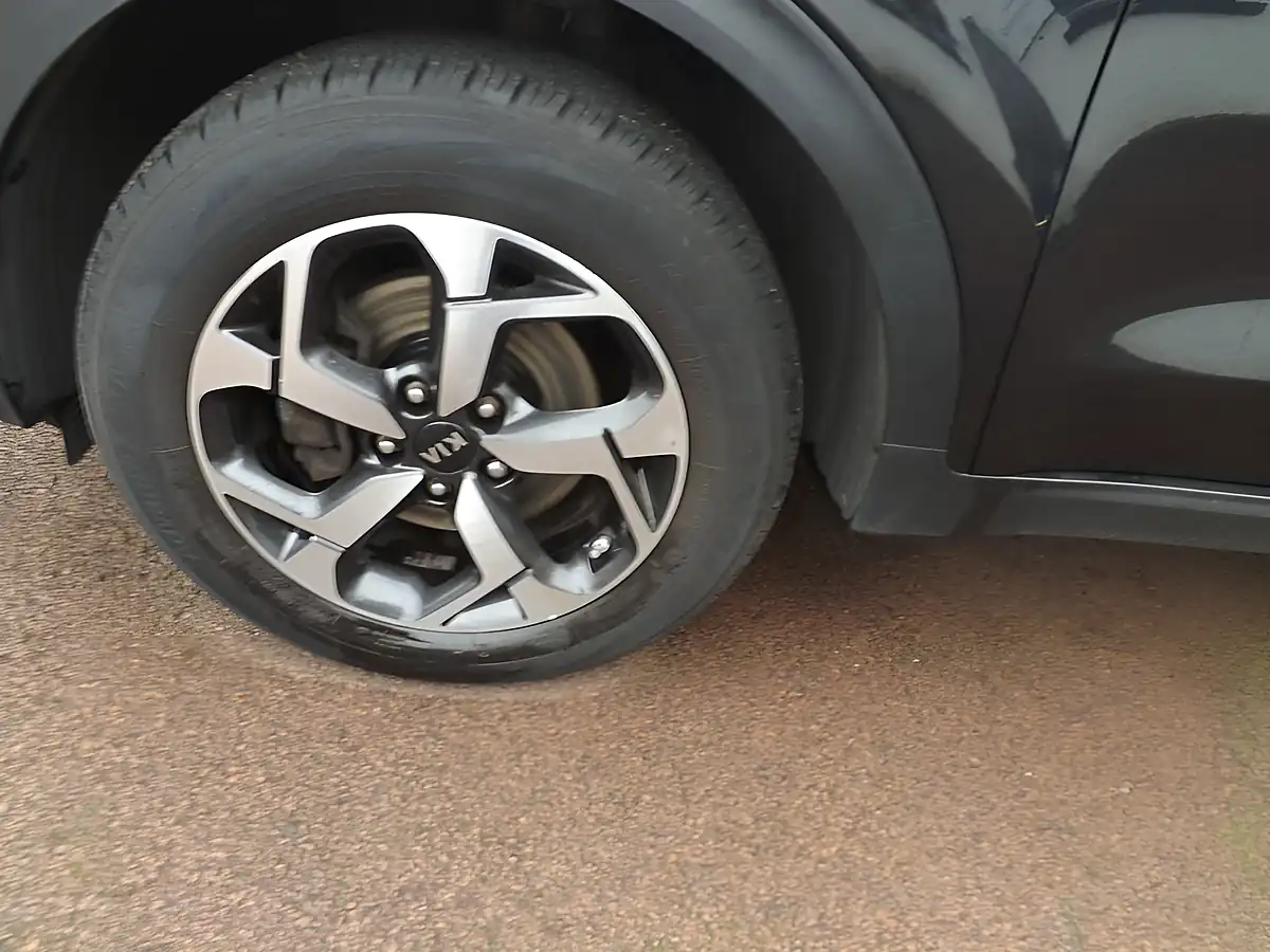Used 2018 Kia Sportage 2 Black - Interior and Exterior details 5