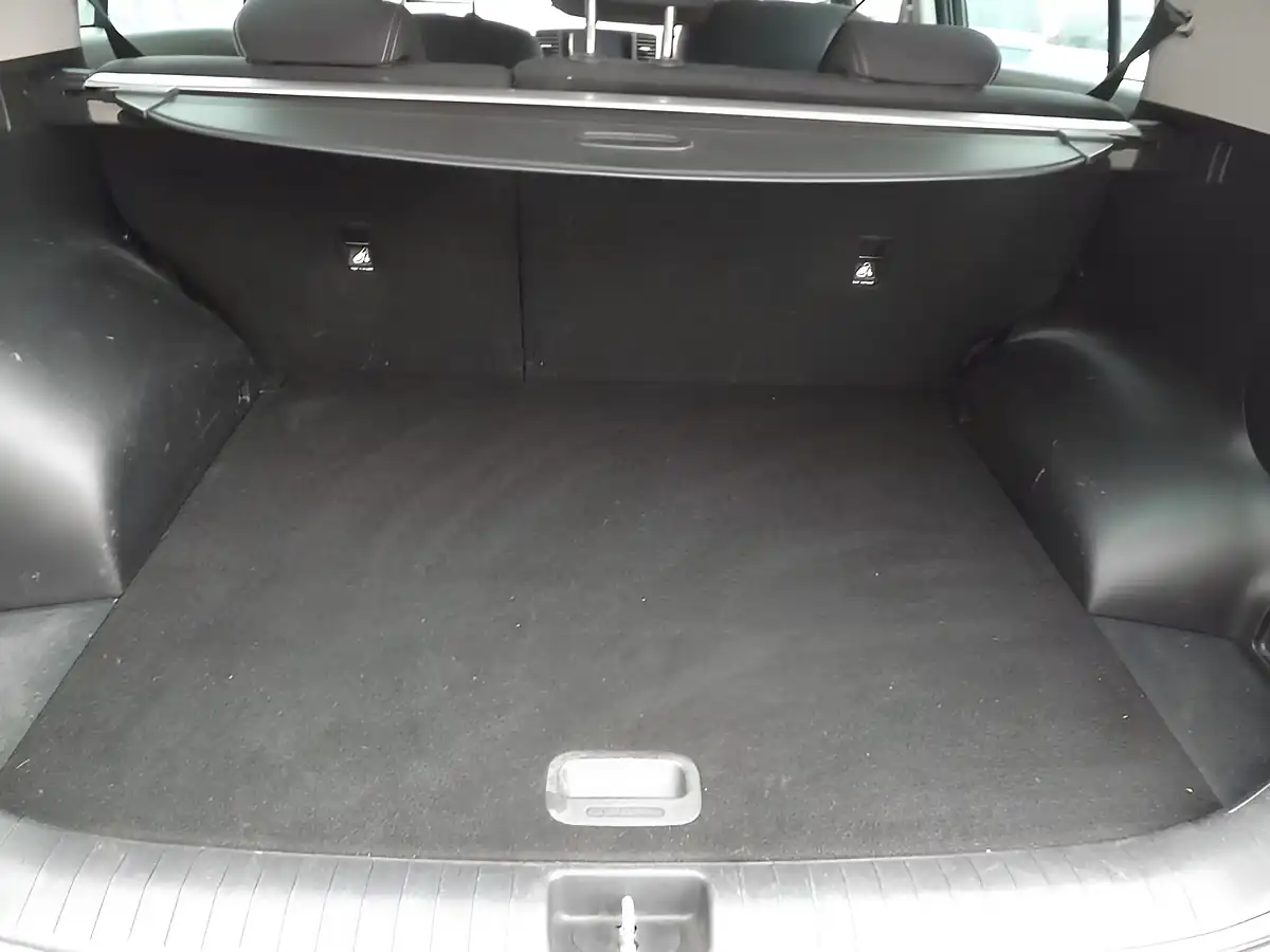 Used 2018 Kia Sportage 2 Black - Interior and Exterior details 9