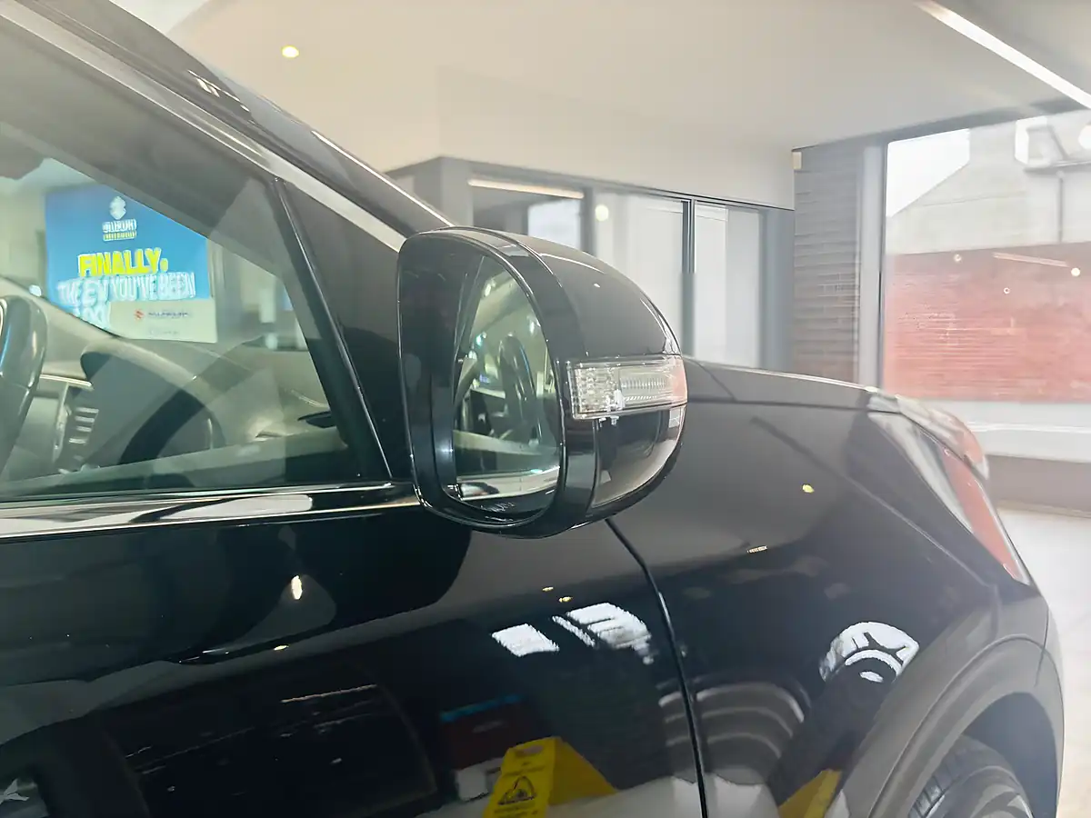 Used 2018 Kia Sportage 2 Euro 6 Black - Interior and Exterior details 4