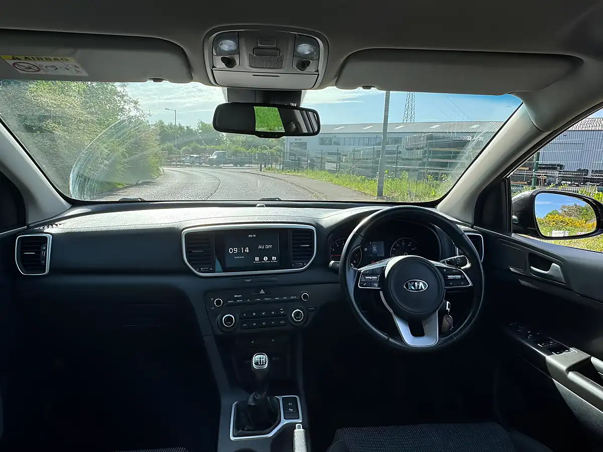 Used 2018 Kia Sportage 2 Grey - Interior and Exterior details 14