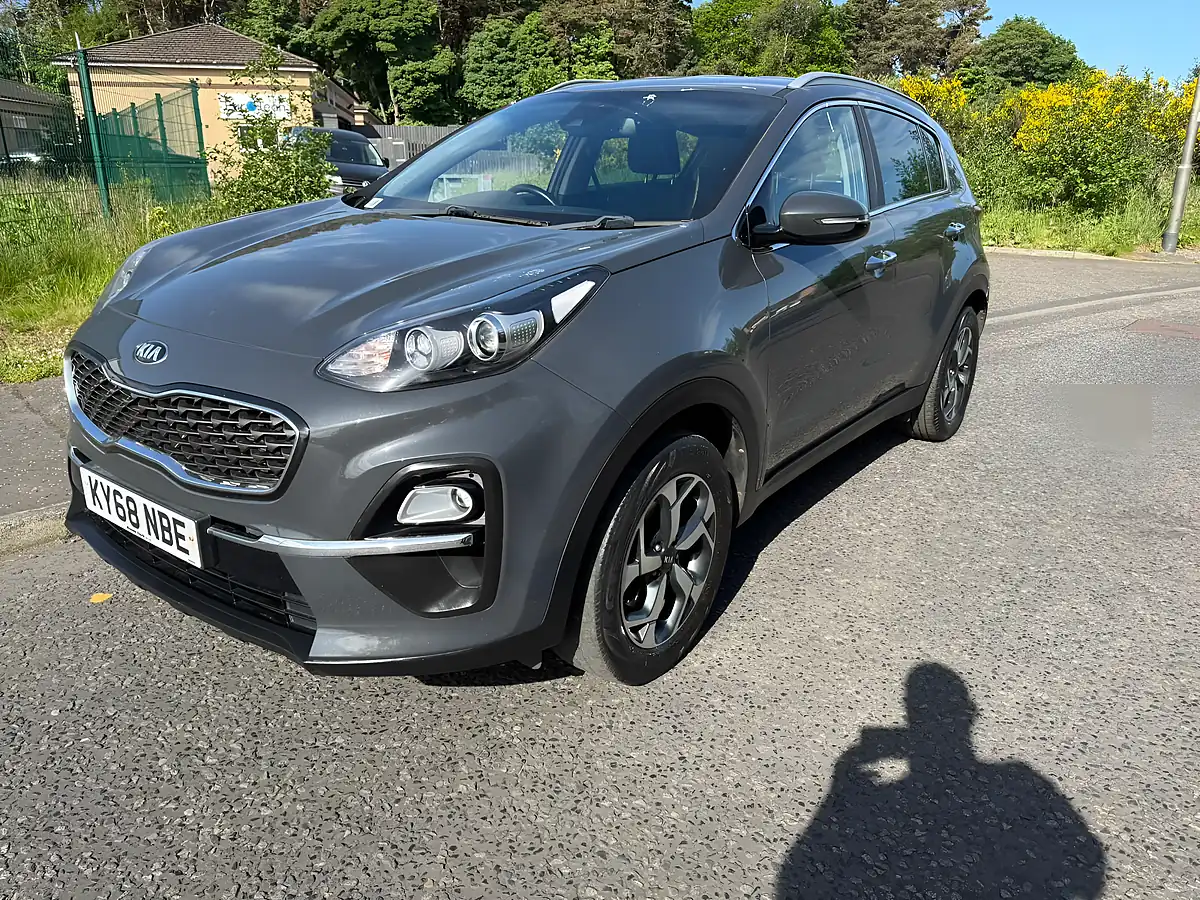 Used 2018 Kia Sportage 2 Grey - Interior and Exterior details 3