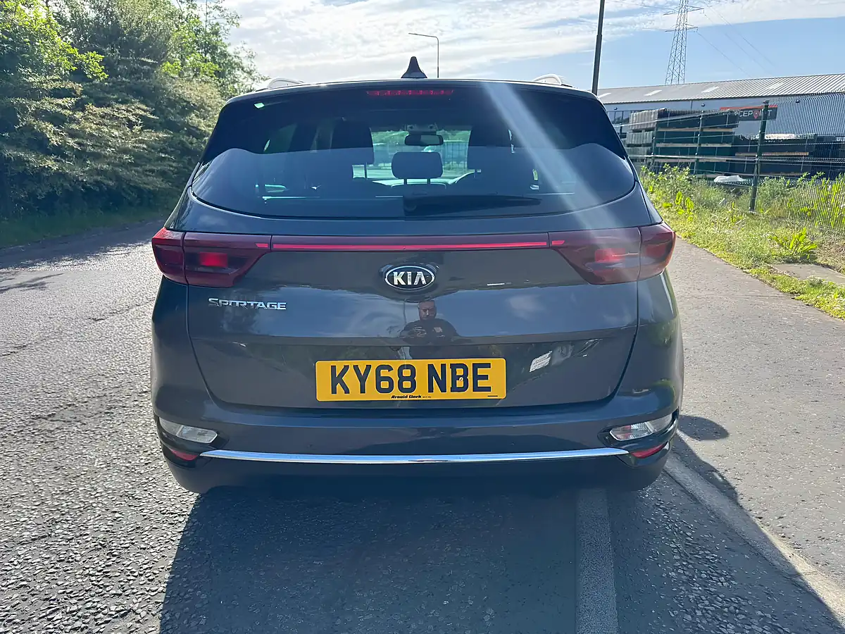 Used 2018 Kia Sportage 2 Grey - Interior and Exterior details 8