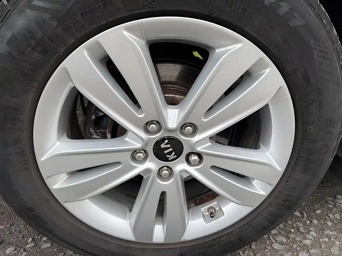 Used 2018 Kia Sportage 2 Grey - Interior and Exterior details 12