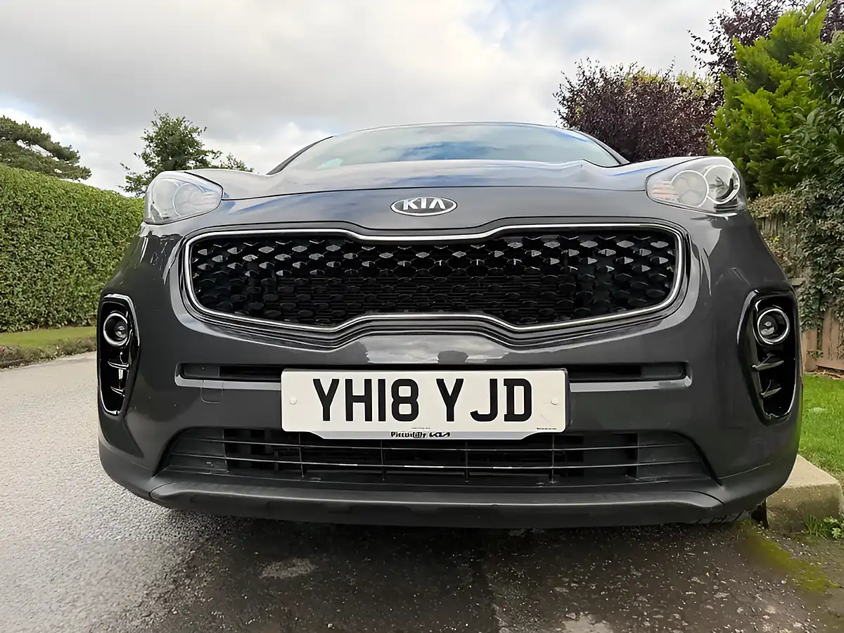 Used 2018 Kia Sportage 2 Grey - Interior and Exterior details 2