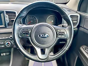 Used 2018 Kia Sportage 2 Phantom Black - Interior and Exterior details 17
