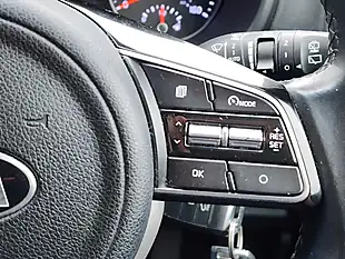 Used 2018 Kia Sportage 2 Red - Interior and Exterior details 17