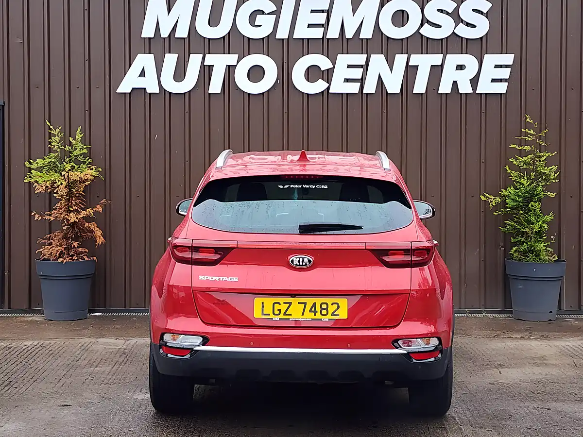 Used 2018 Kia Sportage 2 Red - Interior and Exterior details 5