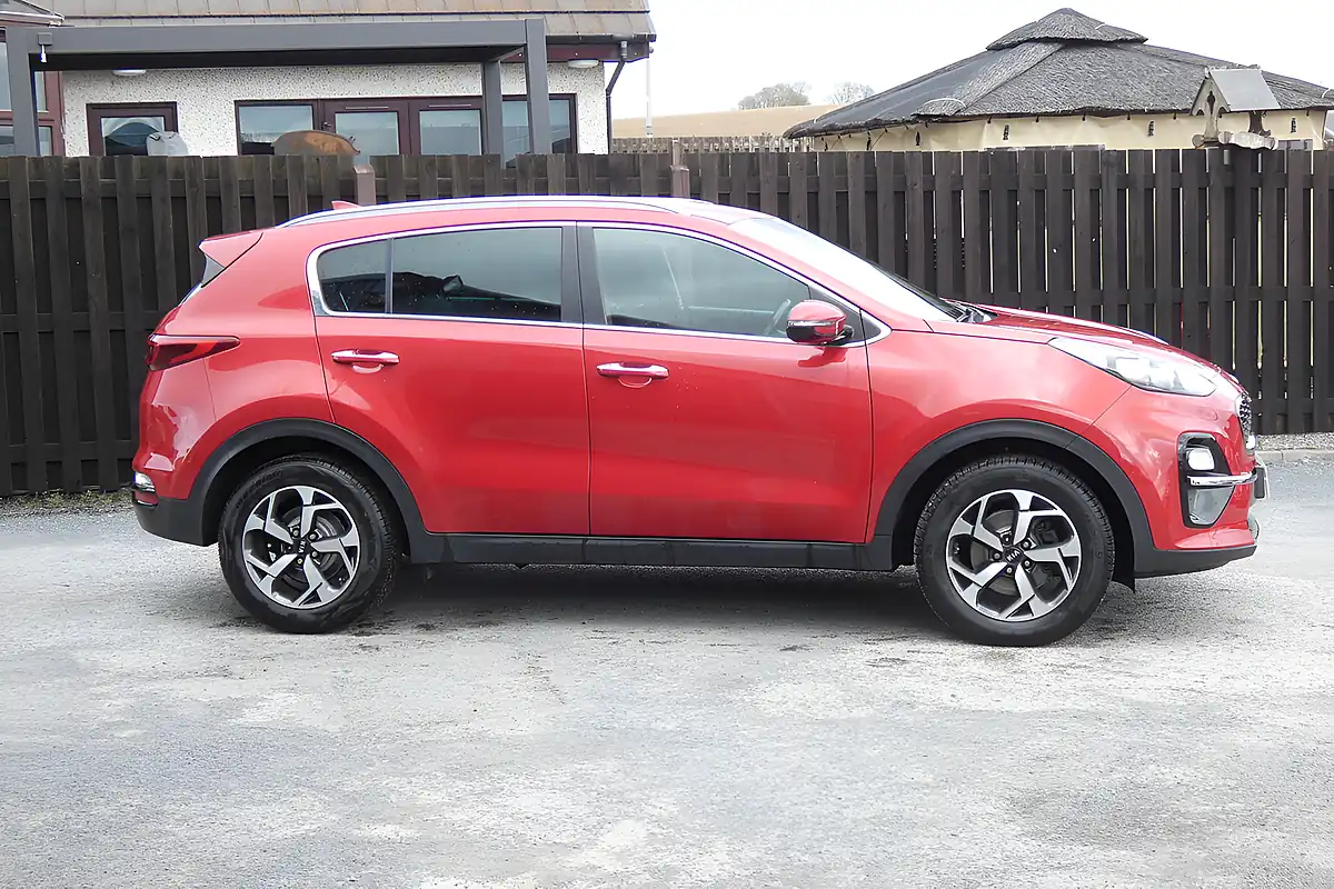 Used 2018 Kia Sportage 2 Red - Interior and Exterior details 2