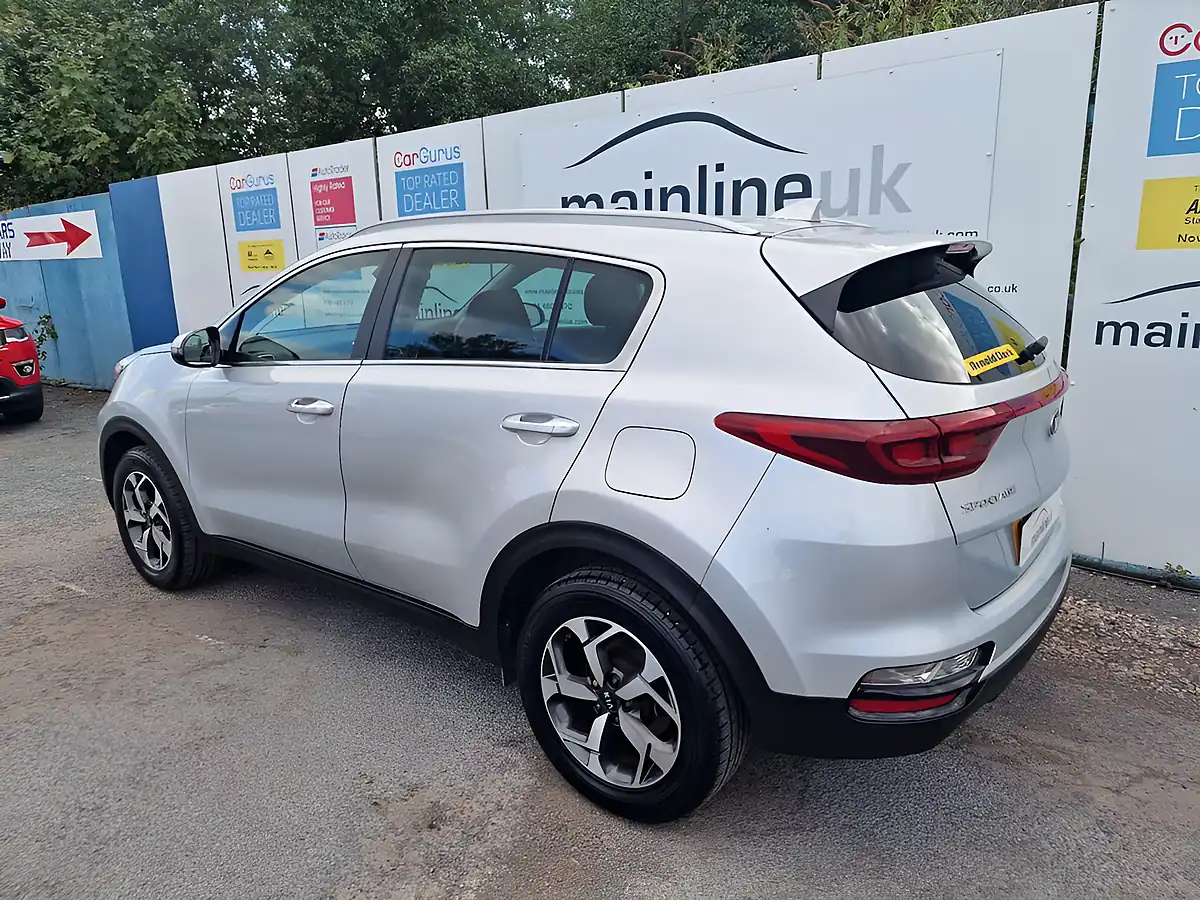 Used 2018 Kia Sportage 2 Silver - Interior and Exterior details 13