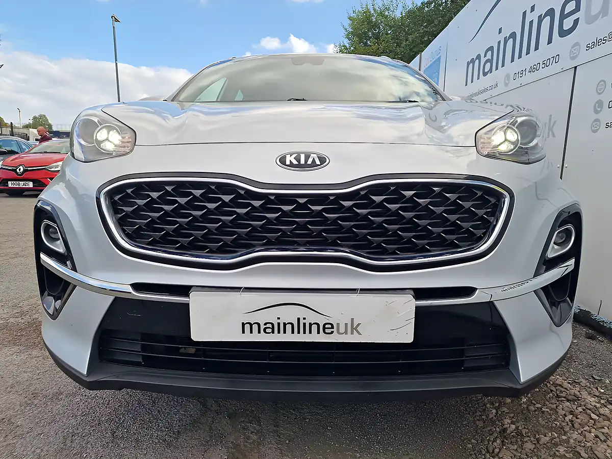 Used 2018 Kia Sportage 2 Silver - Interior and Exterior details 15