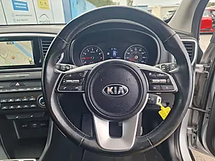 Used 2018 Kia Sportage 2 Silver - Interior and Exterior details 18