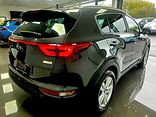 Used 2018 Kia Sportage 2 Silver - Interior and Exterior details 6