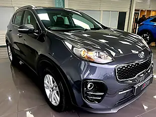 Used 2018 Kia Sportage 2 Silver - Interior and Exterior details 8