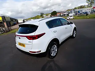 Used 2018 Kia Sportage 2 White - Interior and Exterior details 6