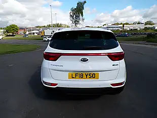 Used 2018 Kia Sportage 2 White - Interior and Exterior details 8