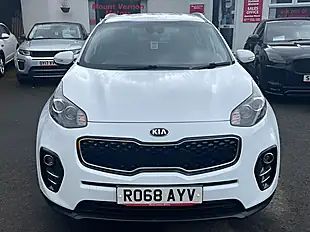 Used 2018 Kia Sportage 2 White - Interior and Exterior details 11