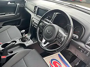 Used 2018 Kia Sportage 2 White - Interior and Exterior details 12