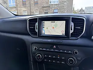 Used 2018 Kia Sportage 2 White - Interior and Exterior details 8