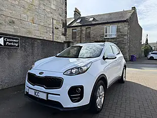 Used 2018 Kia Sportage 2 White - Interior and Exterior details 9