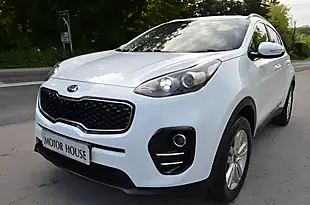 Used 2018 Kia Sportage 2 White - Interior and Exterior details 11