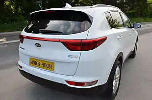 Used 2018 Kia Sportage 2 White - Interior and Exterior details 5