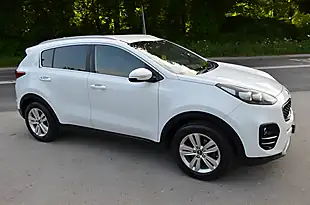 Used 2018 Kia Sportage 2 White - Interior and Exterior details 8