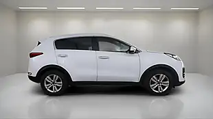 Used 2018 Kia Sportage 2 White - Interior and Exterior details 3