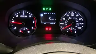 Used 2018 Kia Sportage 2 White - Interior and Exterior details 12