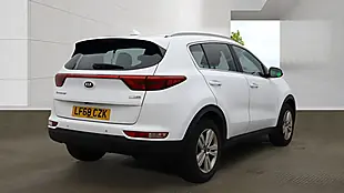 Used 2018 Kia Sportage 2 White - Interior and Exterior details 4