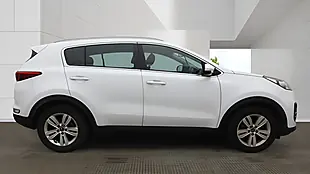 Used 2018 Kia Sportage 2 White - Interior and Exterior details 5