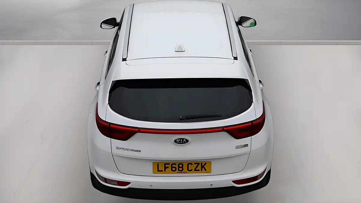 Used 2018 Kia Sportage 2 White - Interior and Exterior details 8