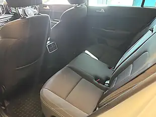 Used 2018 Kia Sportage 2 White - Interior and Exterior details 14